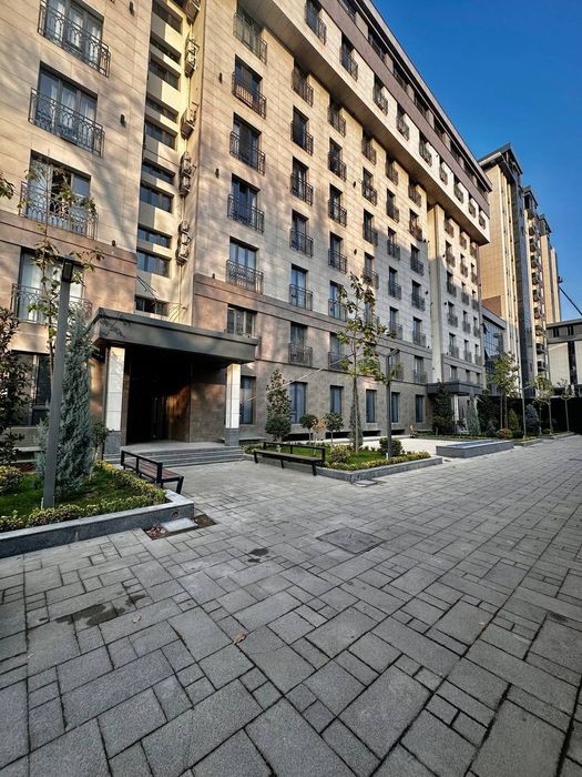 Ц-4 Шедевр "Korzinka" в центре Юнусабада 3х комнатная квартира 106м²