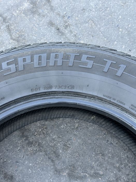 245 60 R18 отличное состояние