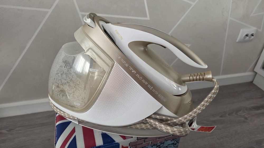 Statie de calcat Philips PerfectCare Expert GC9642/60, 2400 W, 1.8 l,