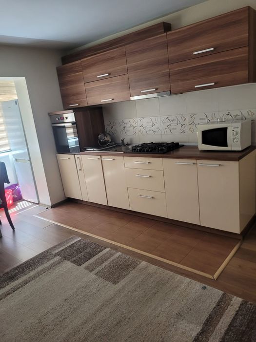 Chirie apartament cu 2 camere