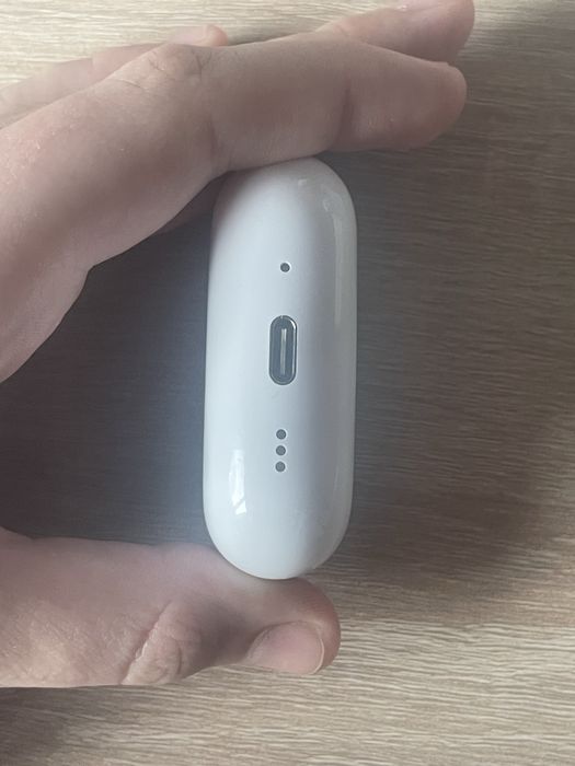 AirPods Pro 3 folosite