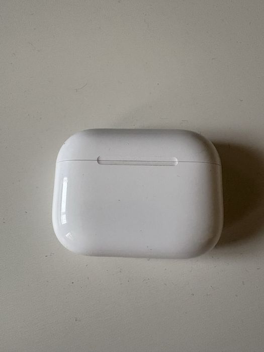 Airpods Pro 3 слушалки