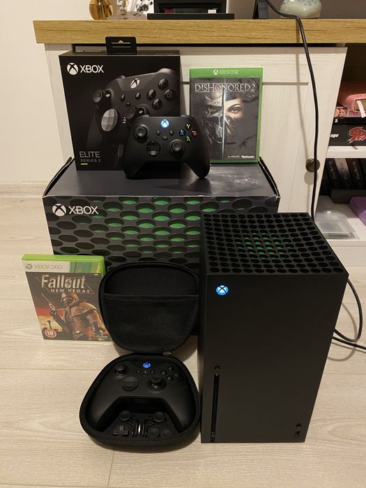Xbox series X + геймпад elite series 2+ 2 игри