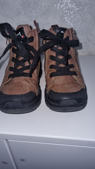 Сапожки  осень-весна 26 размер