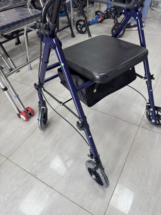 Hadinok Rollator yengi