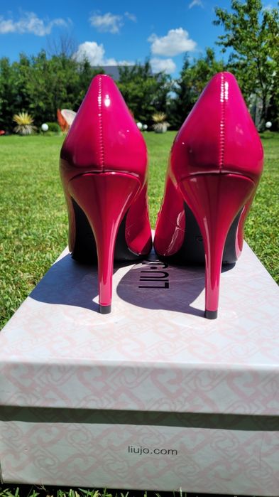 Pantofi Liu Jo, eleganti, noi, marimea 38