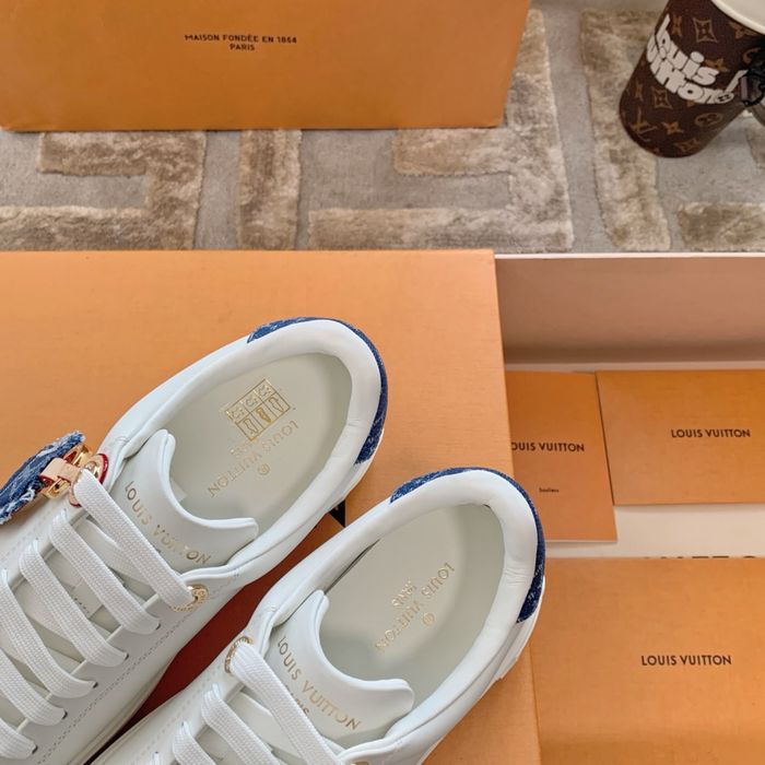 Adidasi Louis Vuitton