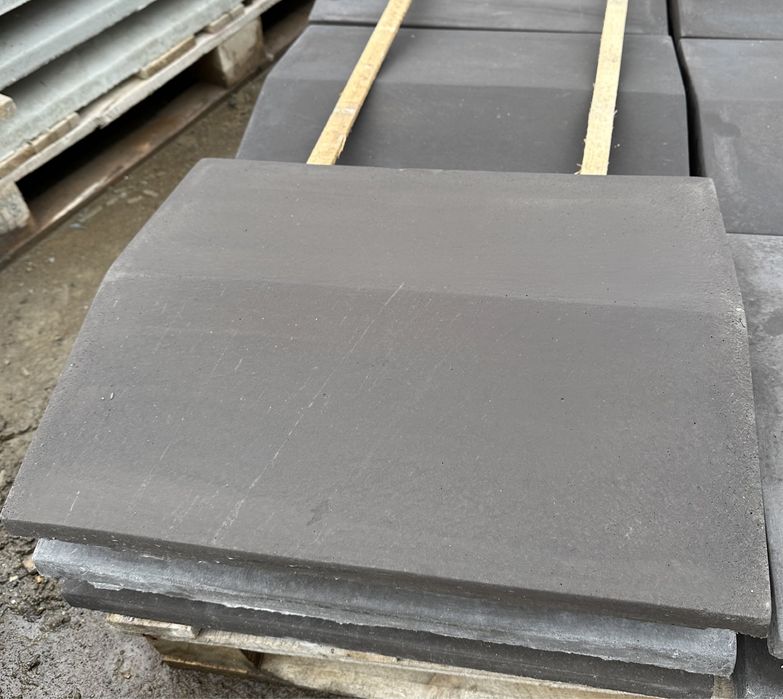 Capace Albe / Gri Antracit pentru Stalpi, Coame gard, din beton