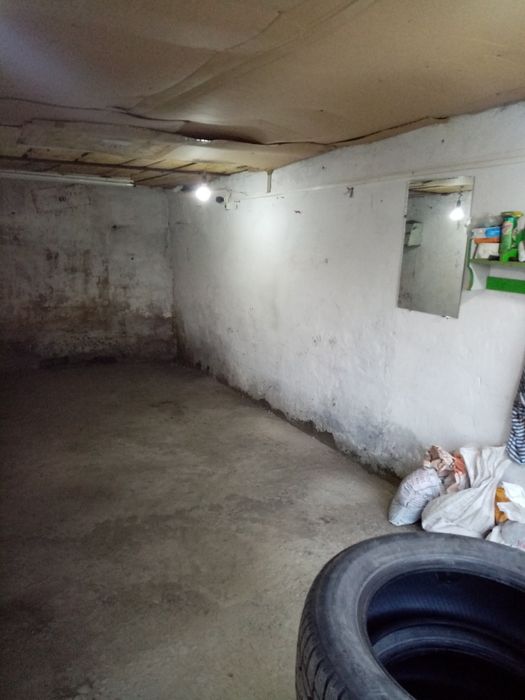 Продам гараж на торг колонне