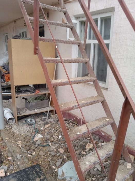 Лестница бу.советкое качество...