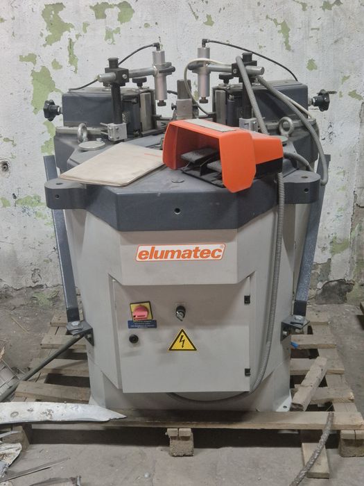 Углообжимной станок Elumatec EP124