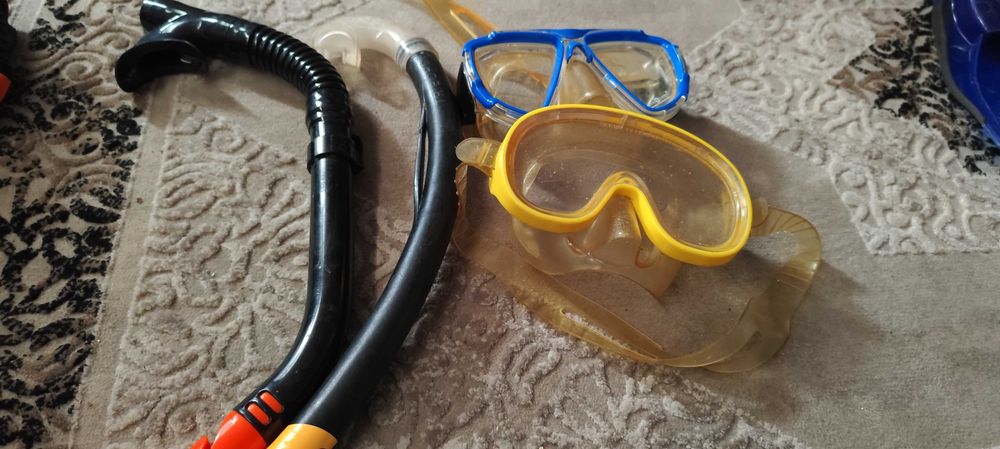 Set de scufundări 2 Masti 2 tuburi Snorkeling pret pe tot ce se vede
