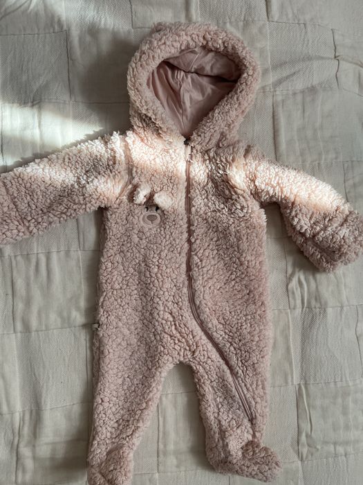 Продается детская одежда комбинезон Caramell