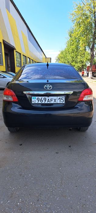 Тойота Ярис 2007г