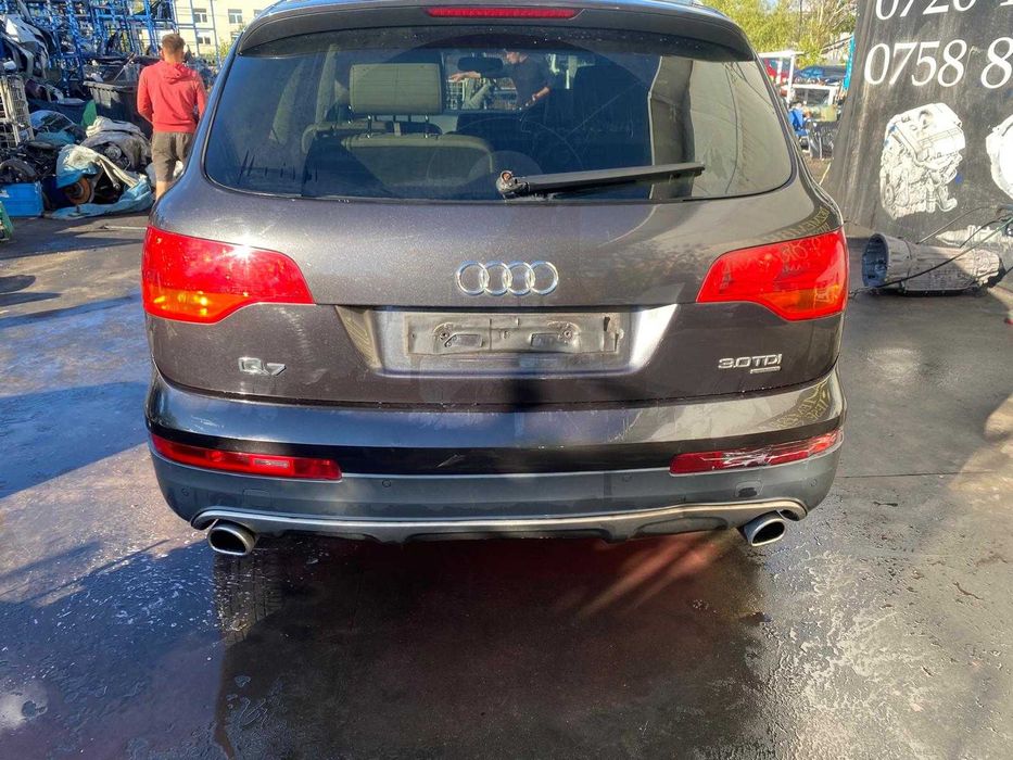 Dezmembrez audi q7 4L 3.0 tdi cod BUG/bara f1/farq7/haion q7/usa q7/