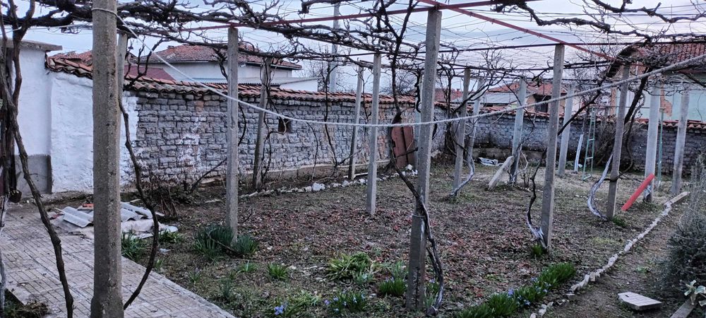 Продава се Къща в Пловдив, Център - 120 кв.м за 340 €/кв.м - Снимка #2