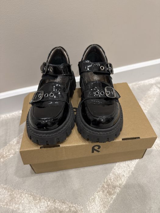 Туфли для девочки