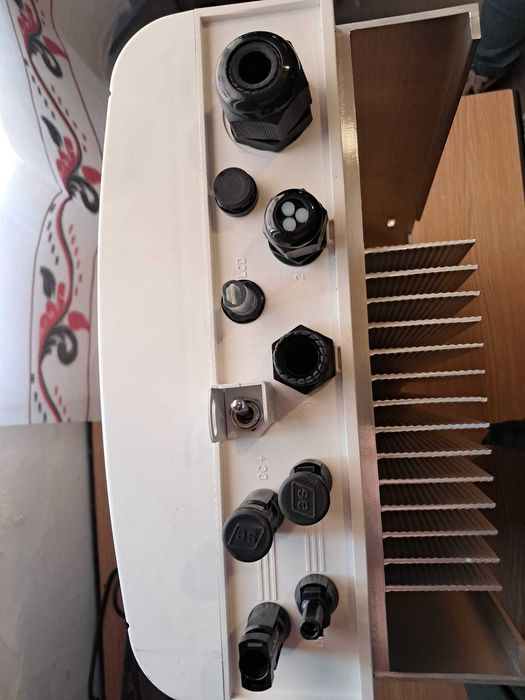 Invertor Trifazat SolarEdge SE8k  8kW (Eficiență 98%)