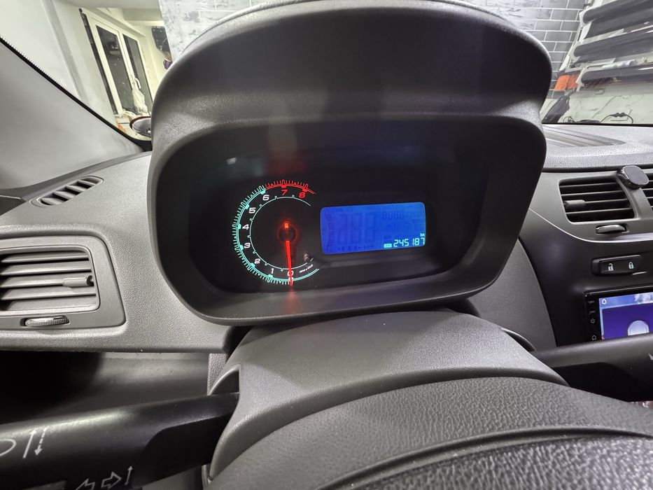 2015Kraska toza 1 qo’l haydalgan