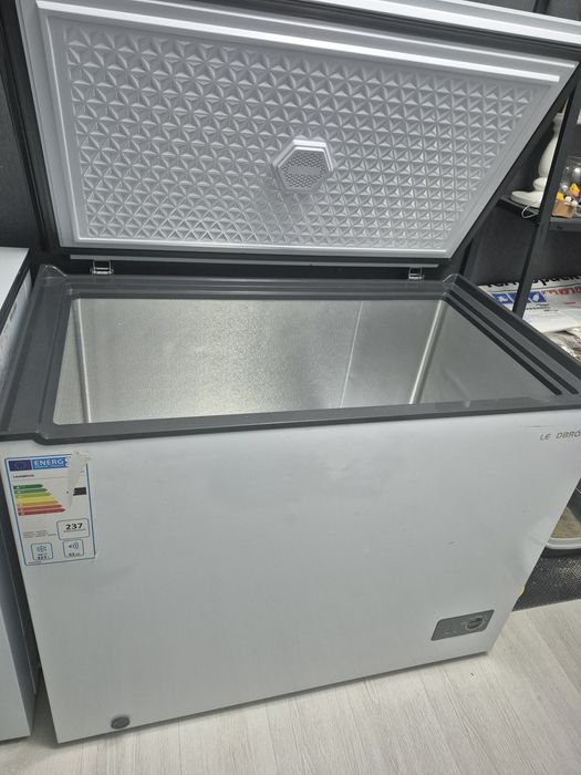 Продам морозилку,ларь