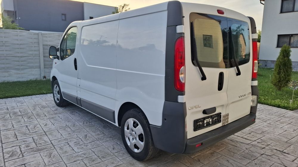 Opel Vivaro/Renault Trafic T5 2013-2014 A/C 2.0 €5