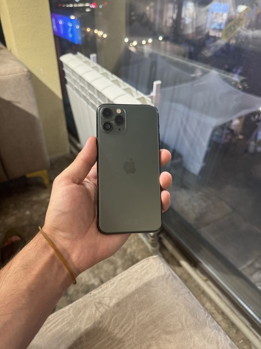 Продам Телефон Айфон 11 Pro 256