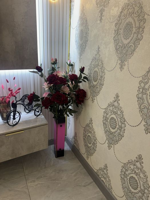 Роза искуственная с ваззой