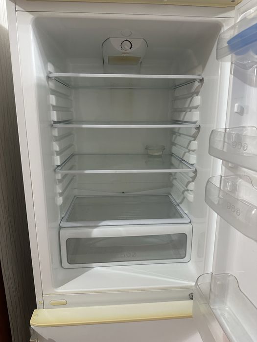 Продам холодильник LG