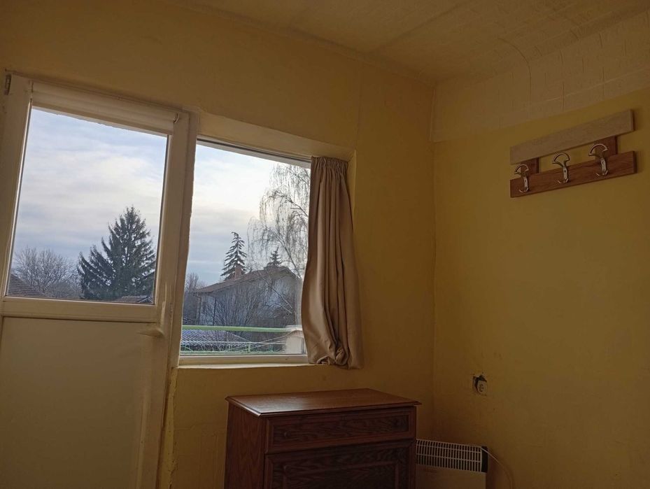 Дава се под наем Двустаен апартамент в София, Бенковски - 55 кв.м за 382.5 € - Снимка #1