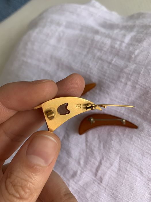 Янтарные броши СССР