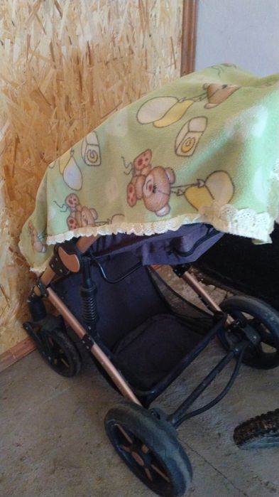 Коляска для ребенка