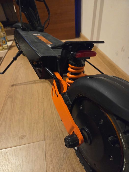 Vand trotineta electrica Kamikaze K1 Plus,pret negociabil.