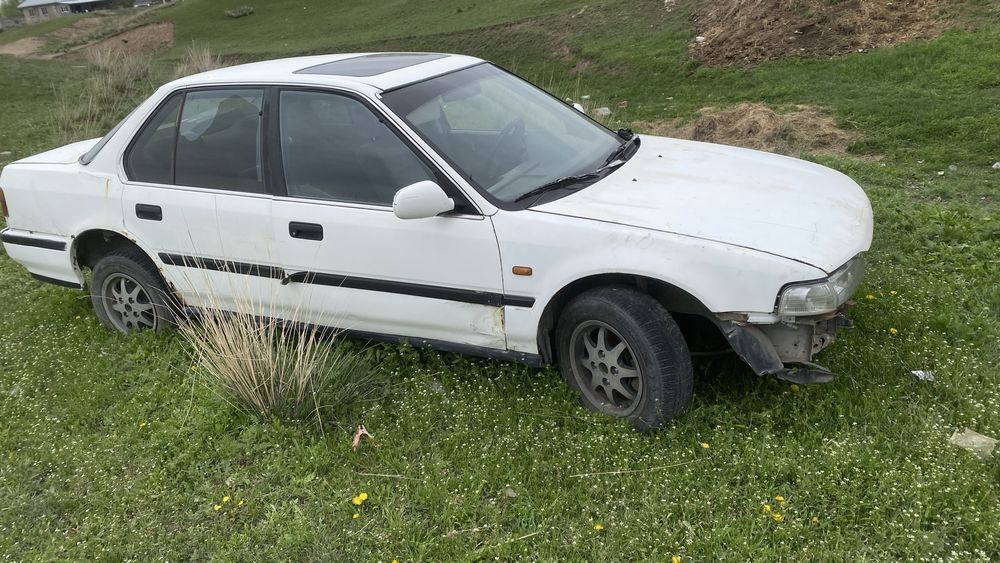 Продам японский Хонда аккор