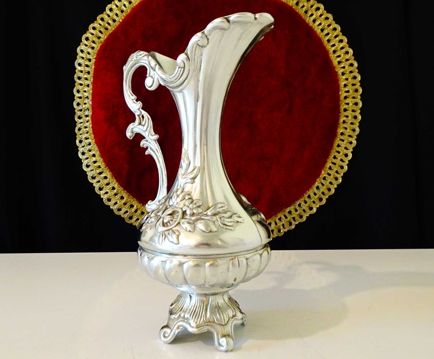 Италианска релефна кана от калай,барок