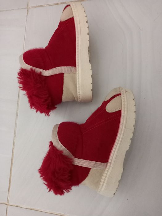 Обувь для девочки  очень красивый