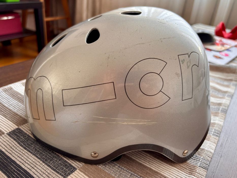 Micro оригинална каска 53-57