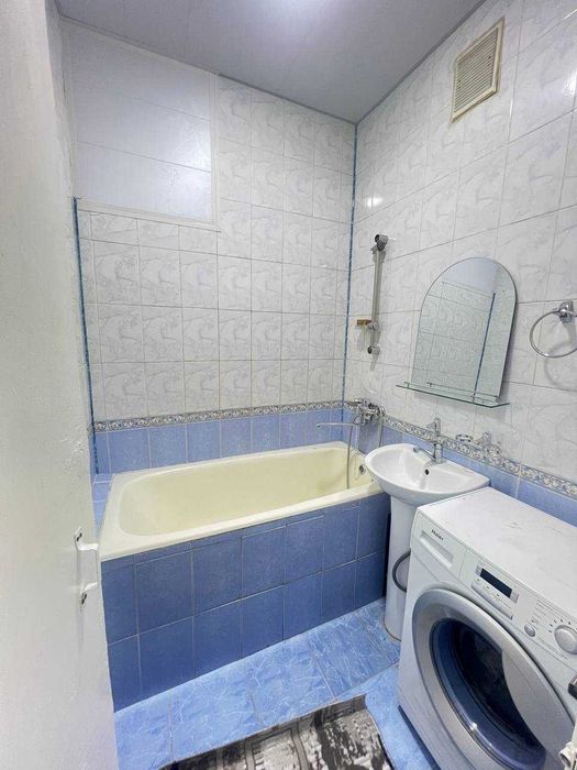 Srochna sotaman kvartira manzil chilonzor 19 kvartal 3 etaj 2 xonaliy