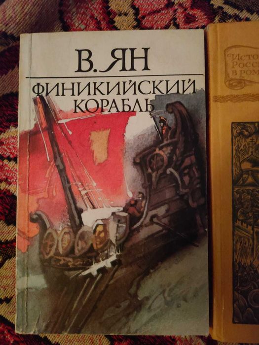 Срочно Продам книги любая по 500