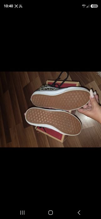 Teniși Vans of the wall