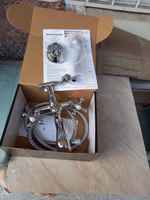 Батерия смесител за кухя и баня