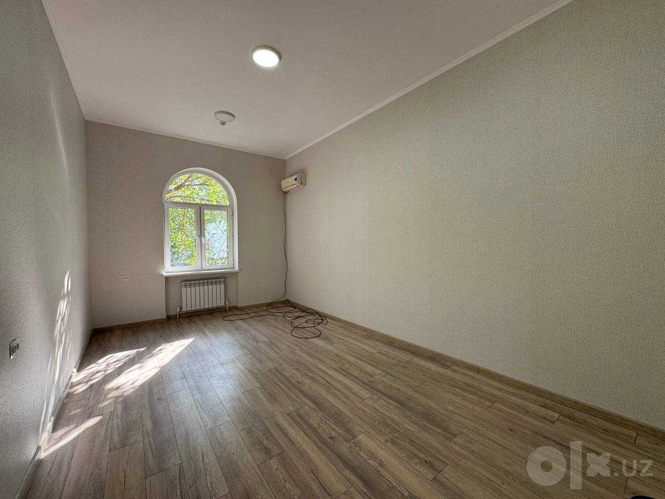 Сдается в аренду Офис 200 м2, Глинка, 8 роддом