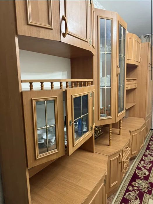 Продам стенку в хорошем состояний !!!