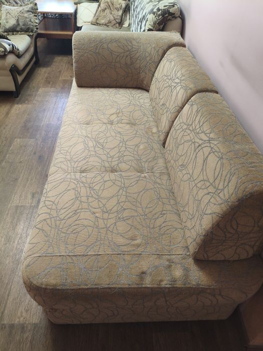 Продам кровать -тахту б/у