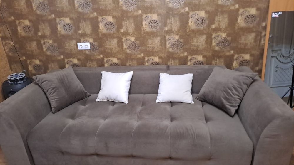 диван в идеальном состоянии