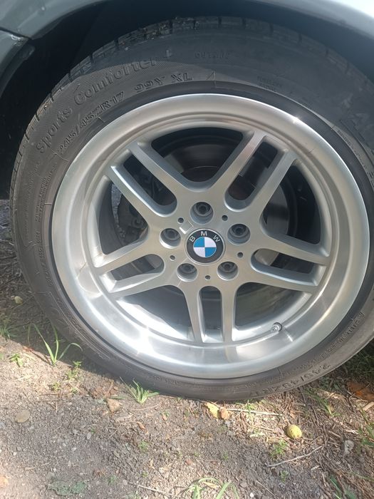 245,45,zr17 225,50,17
