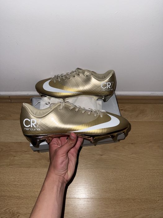 Ghete Nike Mercurial CR7 Rare Gold Limited Edition marimea 44.5