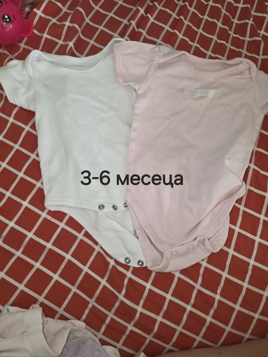 Бебешки дрешки различни размери