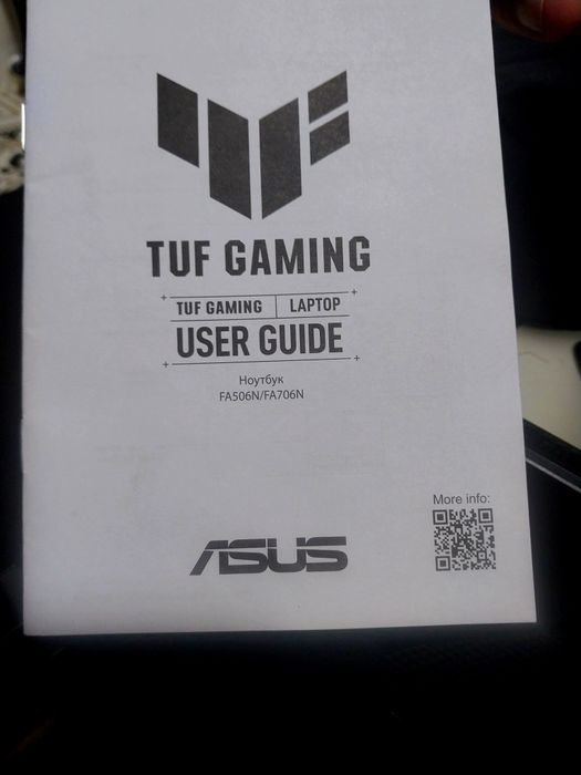 Ноутбук Асус новый с сумкой