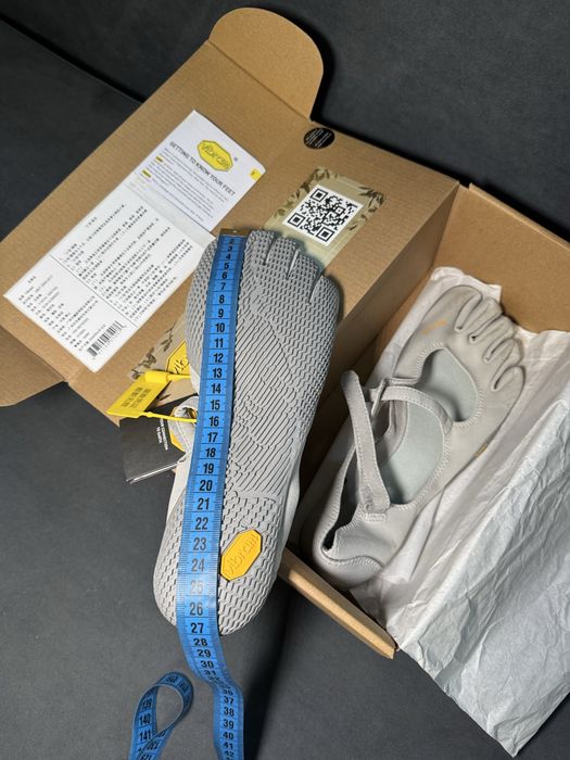 Новые Vibram fivefingers V-soul размер EU41