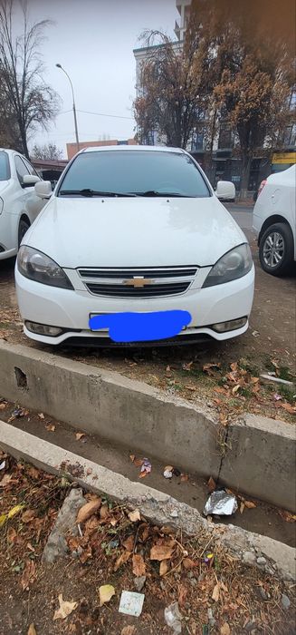 Gentra srochni sotiladi